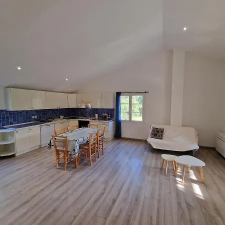 T3 Chioselle Apartamento